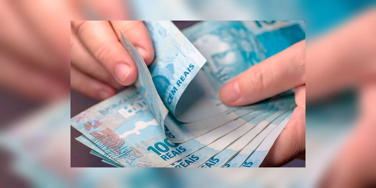 Inflação fará salário mínimo ter maior alta em 6 anos, mas sem ganho real