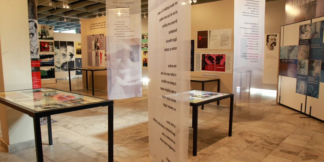 Fotos: Museu Campos Gerais inicia exposição sobre o poeta Paulo Leminski nesta terça (3)