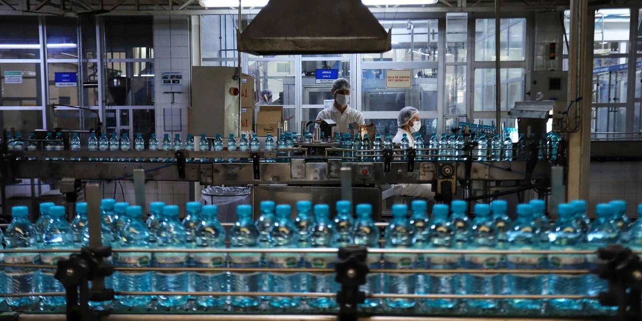 Vendas de água mineral cresceram 14,8% no Paraná em 2020