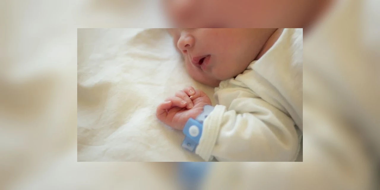 Indolor, rápido e eficaz, teste da bochechinha é considerado o mais abrangente da triagem neonatal