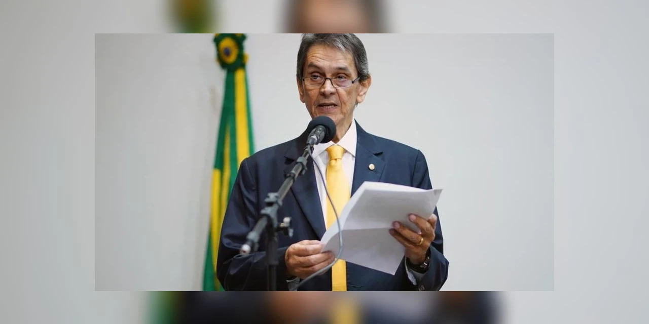 Ex-deputado Roberto Jefferson é preso pela Polícia Federal