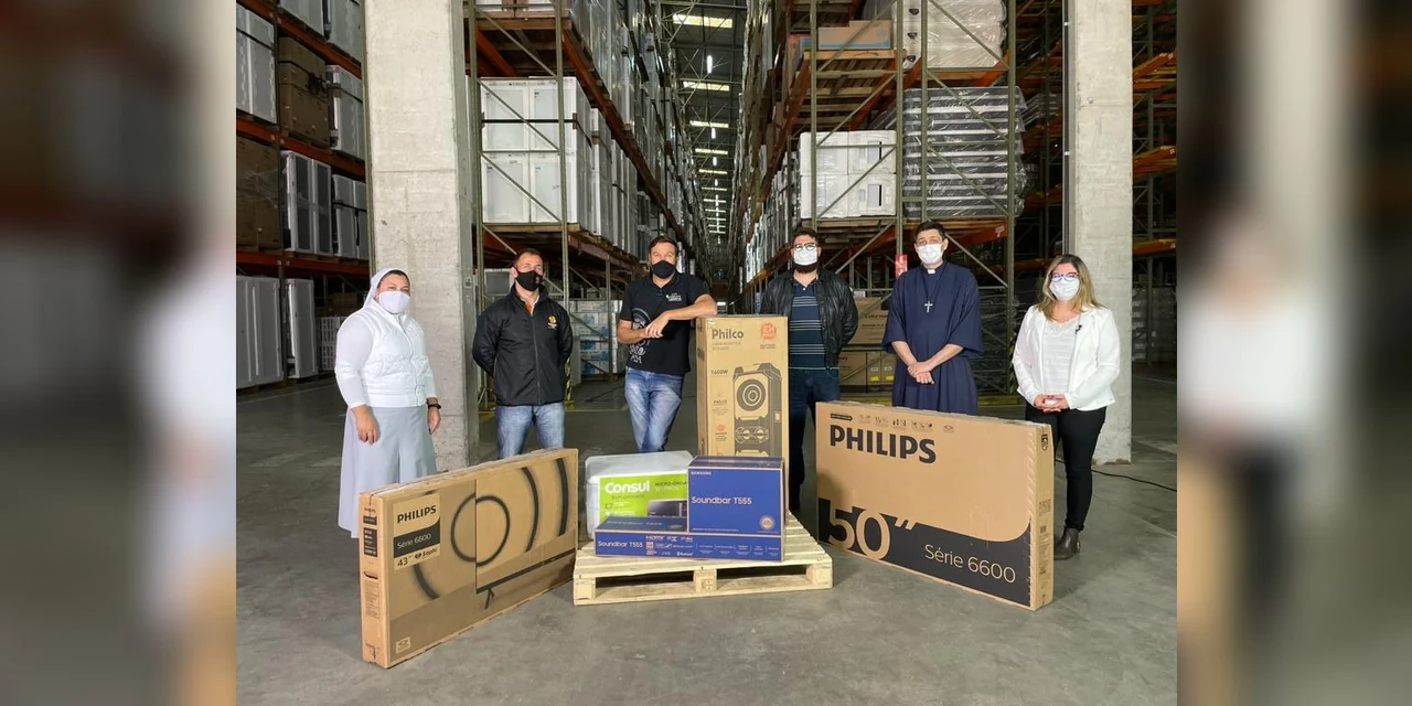 Lojas MM entrega prêmios para Comunidades Terapêuticas de Ponta Grossa