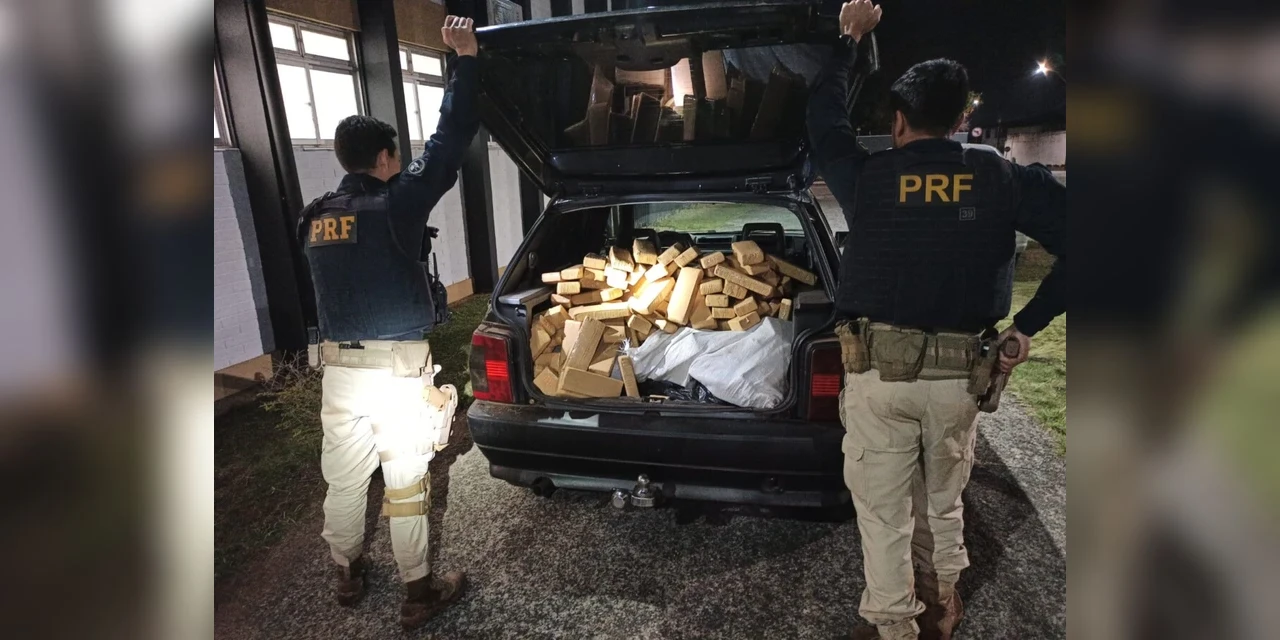 PRF apreende mais de 220 kg de maconha em veículo com pane mecânica no Paraná