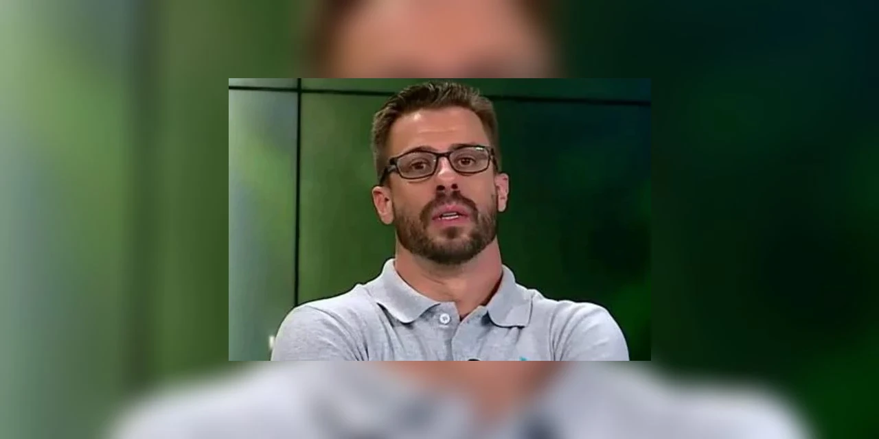 Nu com a mão no bolso! Comentarista vaza e aparece pelado em transmissão do ESPN