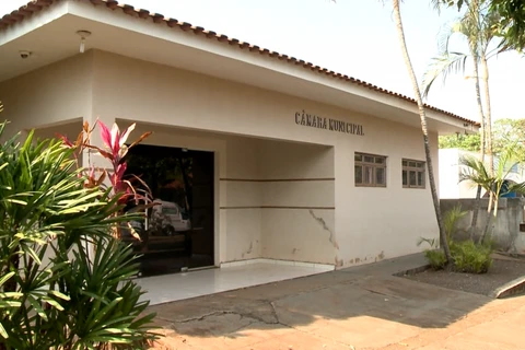 Cinco vereadores de cidade paranaense têm diplomas cassados após denúncia do MP de possível candidatura falsa para burlar cotas
