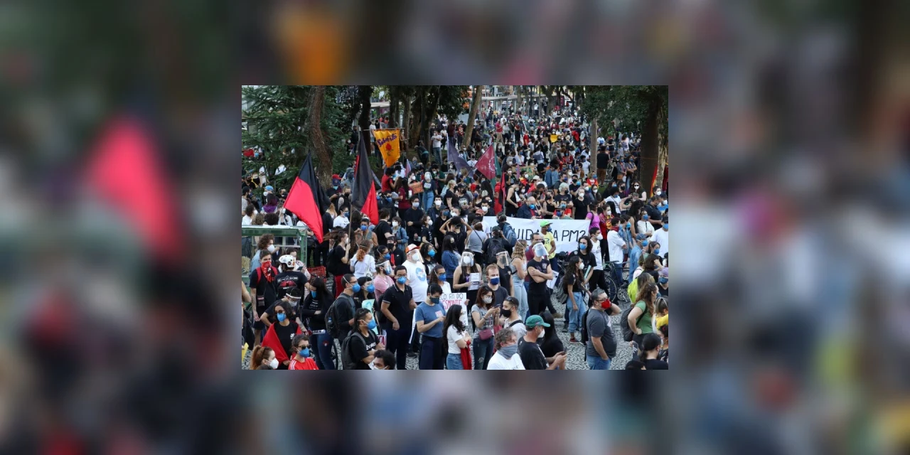 Paraná terá manifestação 'Nem Lula, nem Bolsonaro' neste domingo (12)