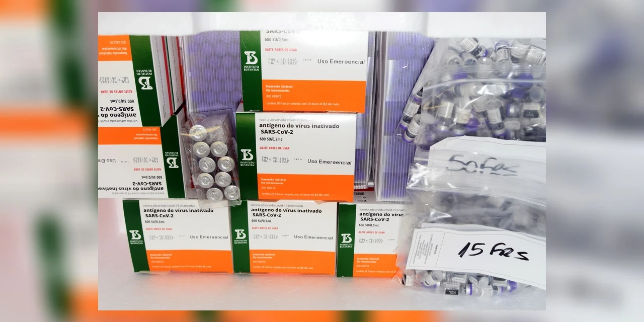 Regional de Saúde de PG recebe mais de 32 mil doses de vacinas contra COVID-19