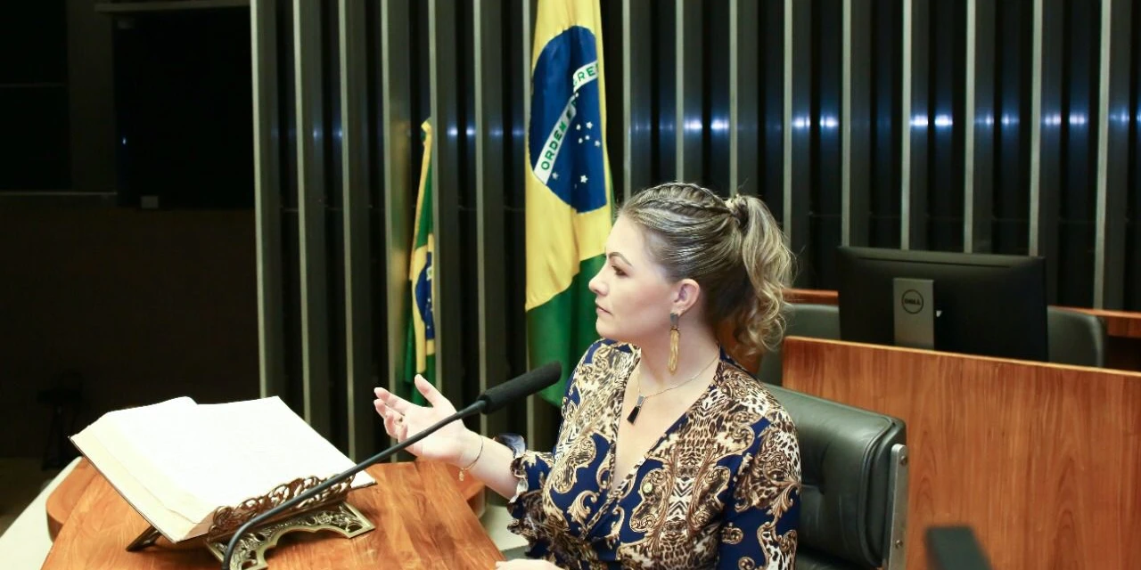 Deputada Aline Sleutjes parabeniza os 198 anos da cidade de Ponta Grossa
