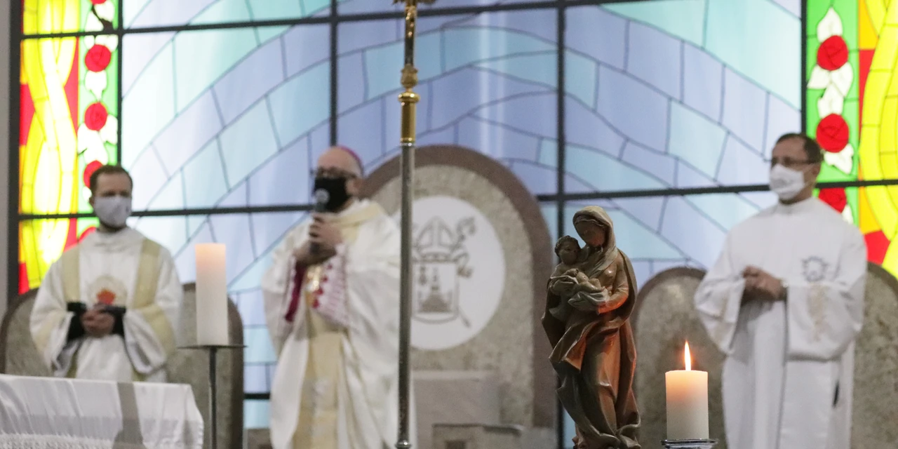 Na Catedral, missa lembrou o dia da padroeira da Diocese de PG