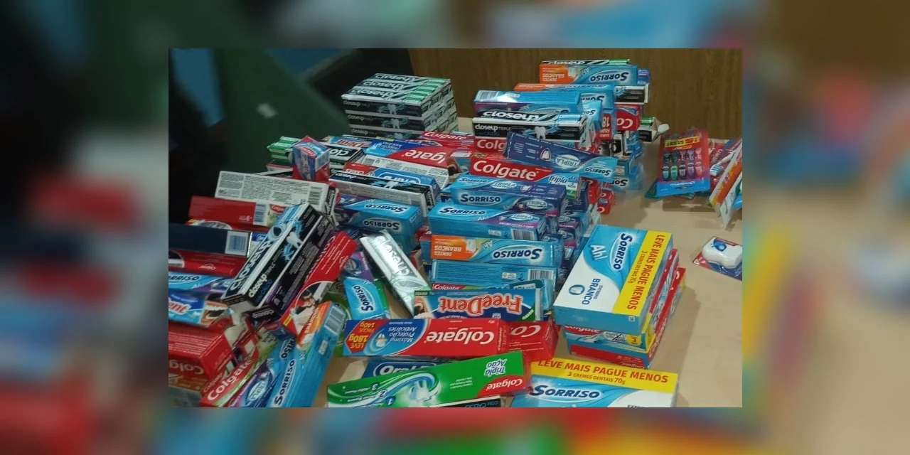 Paróquias dos Campos Gerais arrecadam material de limpeza e higiene para seminários