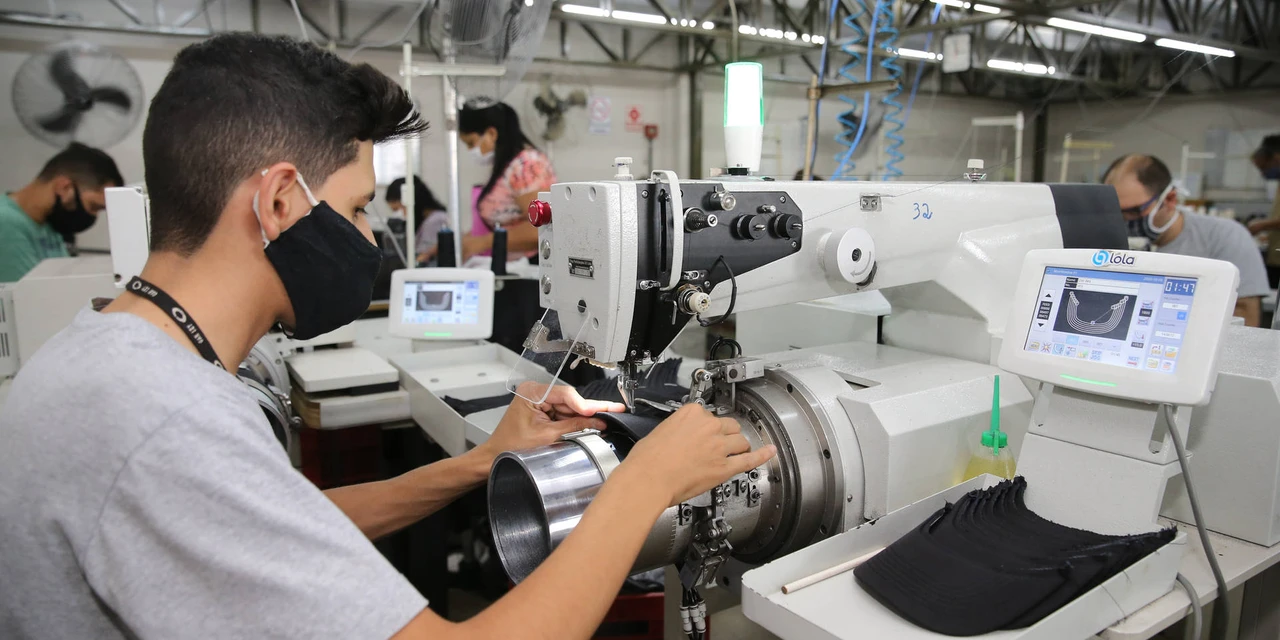 IBGE aponta crescimento de 1,5% da indústria paranaense em agosto