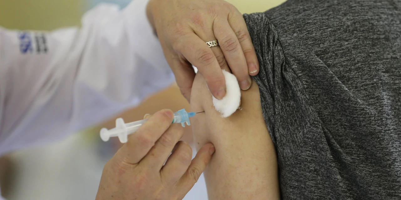 Vacinação COVID-19 tem nova etapa para 2ª dose de Pfizer em Ponta Grossa