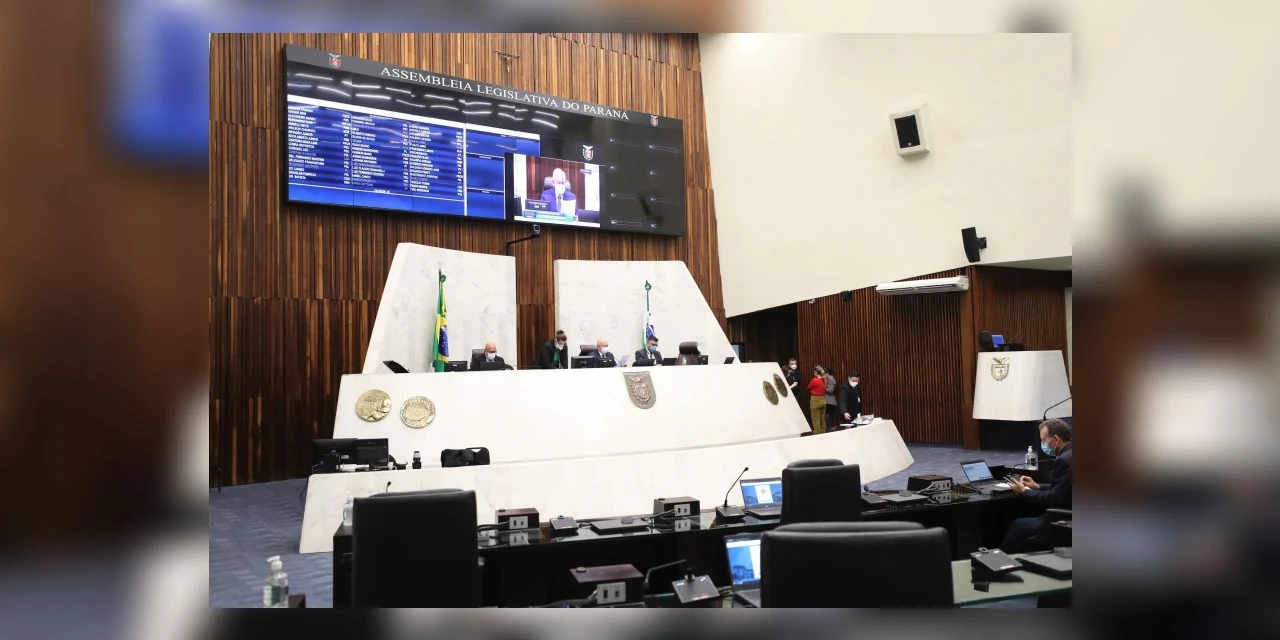 Projeto que busca fomentar apoio a hospitais públicos e filantrópicos do SUS no Paraná segue para sanção do governador