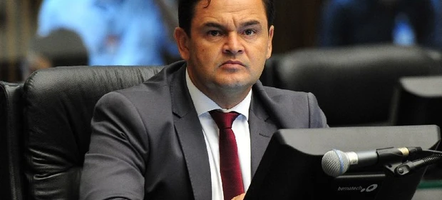 Deputado paranaense tem o mandato cassado pelo TSE após acusação de 'caixa 2'