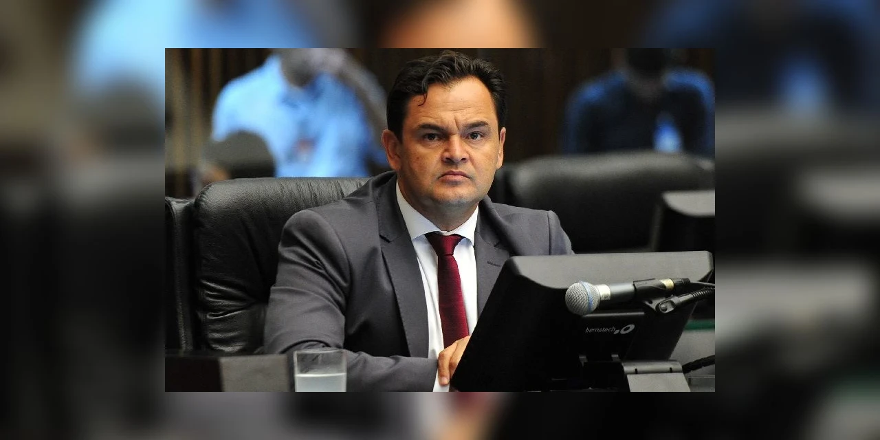 Deputado paranaense tem o mandato cassado pelo TSE após acusação de 'caixa 2'