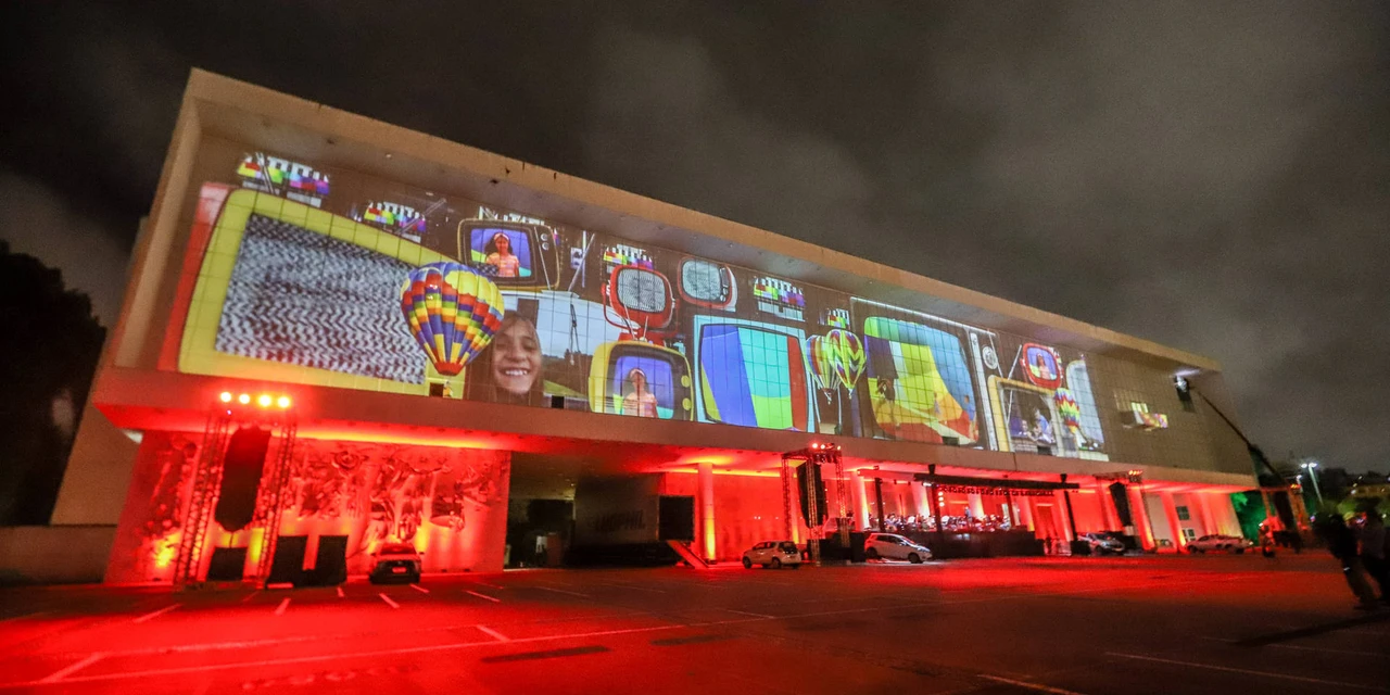Natal do Palácio Iguaçu estreia nesta sexta (19) para encantar o público