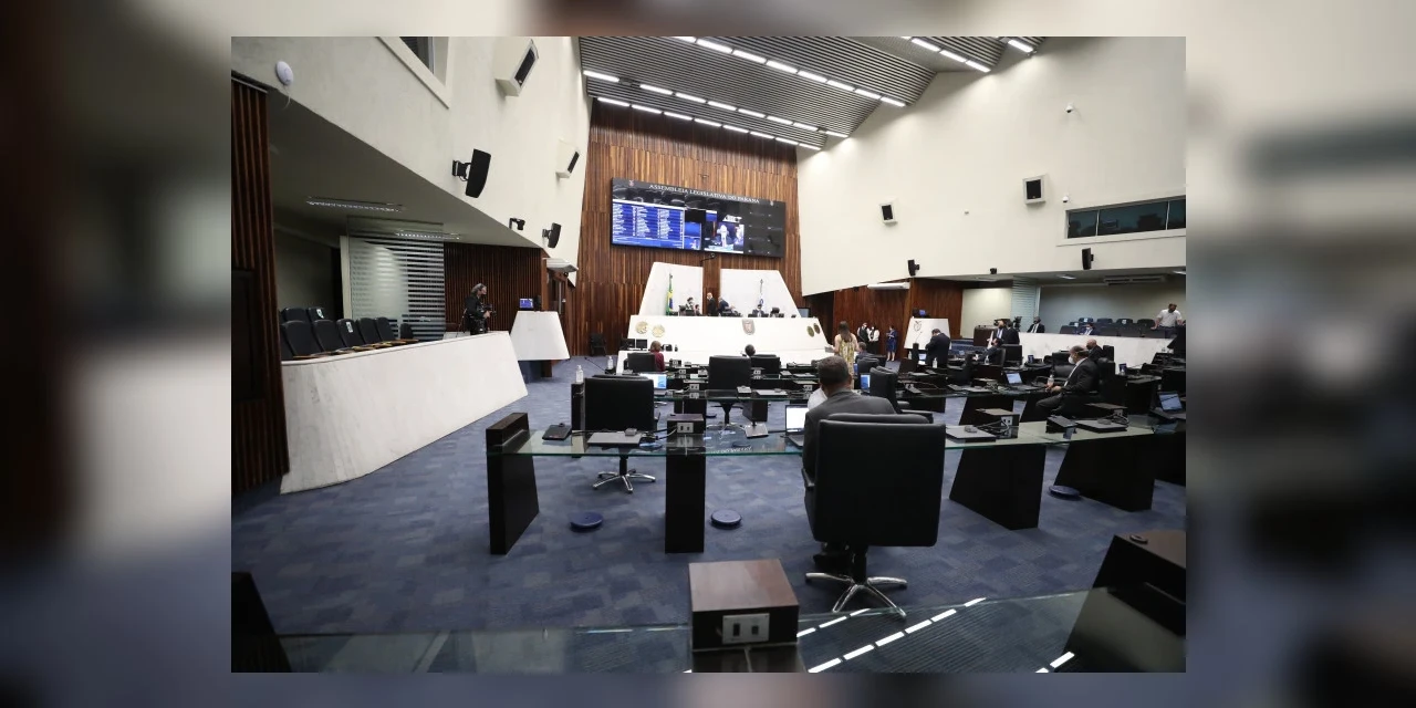 Assembleia Legislativa do Paraná aprova projeto que permite parcelamento de imposto sobre medicamentos