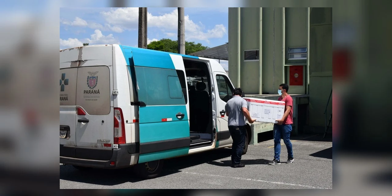 Regional de Saúde de PG recebe lote com 37 mil doses de vacinas contra a COVID-19