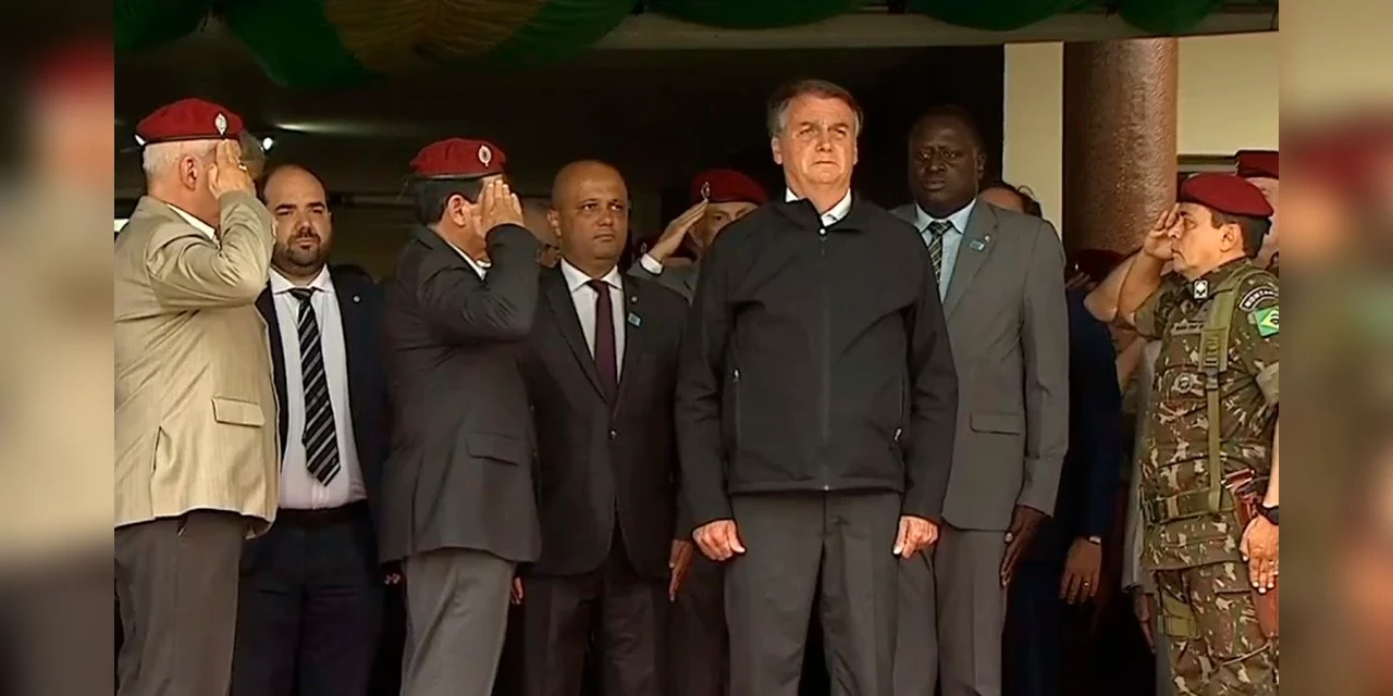 Bolsonaro diz que Brasil e o mundo não aguentam um novo lockdown