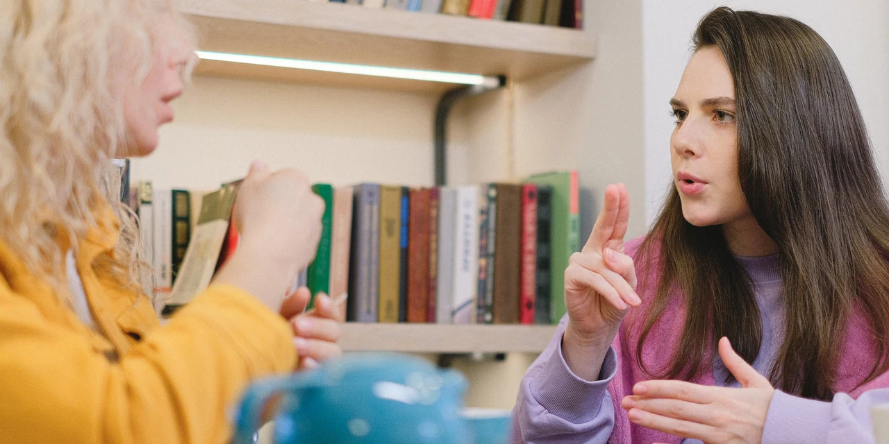 Escolas da rede estadual abrem matrículas dos cursos de línguas estrangeiras
