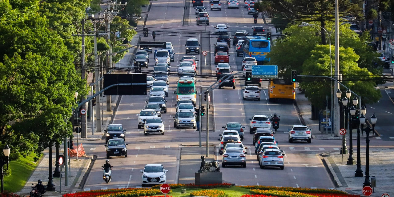 Quase 147 mil proprietários de veículos vão usar créditos do Nota Paraná para pagar o IPVA