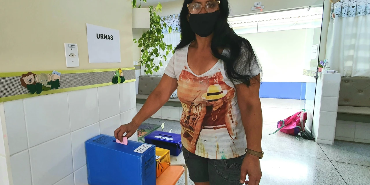 Comunidade escolar de PG elege 131  novos gestores da Educação