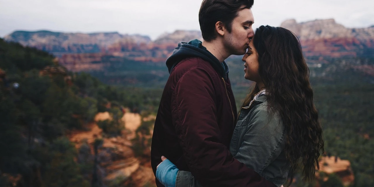 Coluna Lettera: ‘Amor em todos os cantos’, por Francielly da Rosa