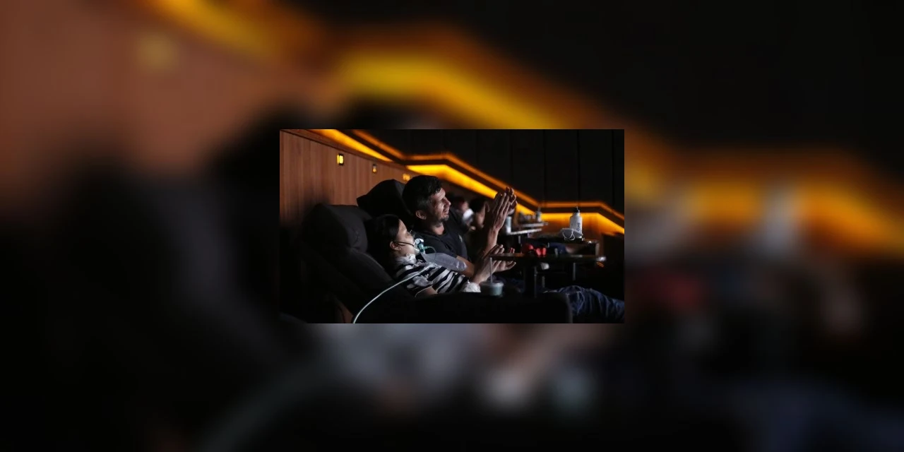 Com câncer terminal, menina de 12 anos realiza desejo de assistir filme do Homem-Aranha