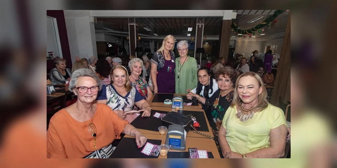 Coluna Super: Veja como foi o café de Natal e a eleição da nova diretoria APMIF João e Maria