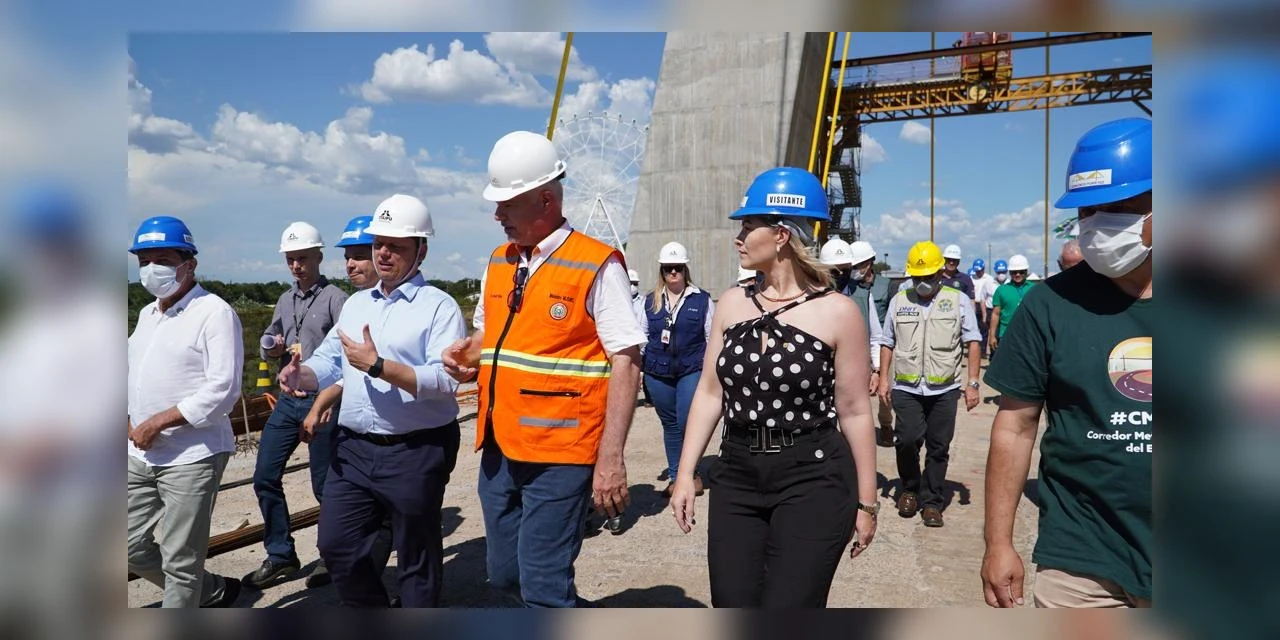 Deputada Aline Sleutjes acompanha ministro Tarcísio em vistoria de obra da segunda ponte de integração entre Brasil e Paraguai
