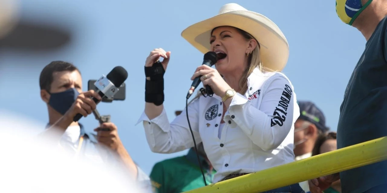 Deputada Aline Sleutjes conquistou espaço e visibilidade em Brasília, podendo alçar voos maiores em 2022