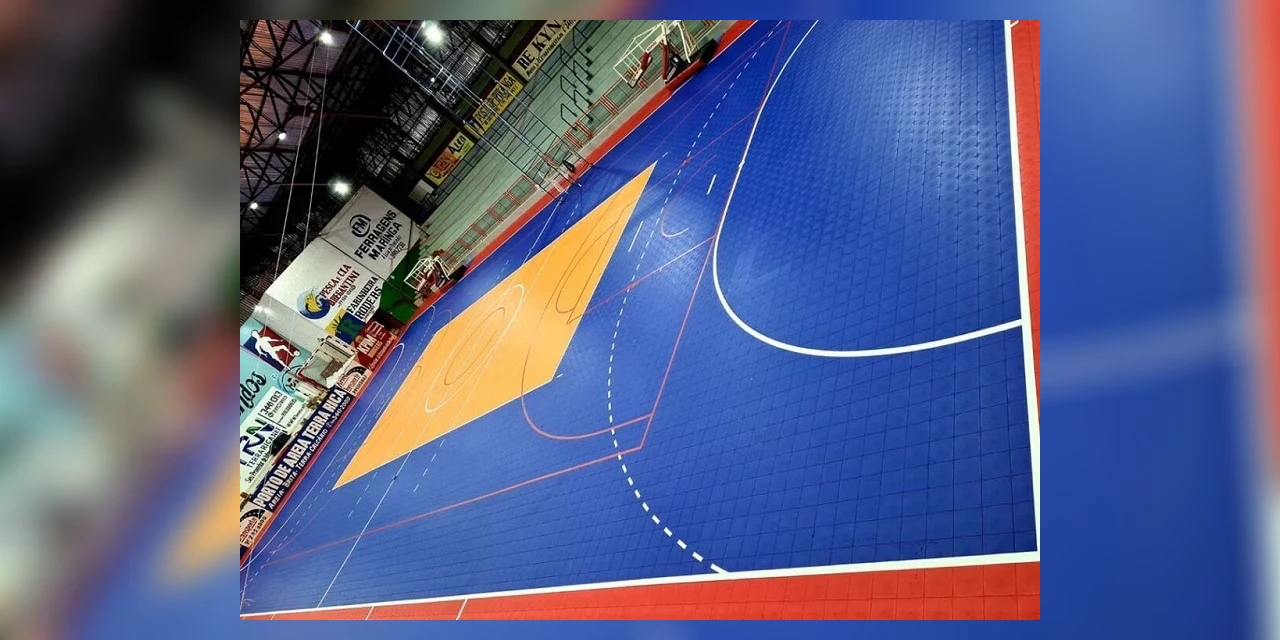 Recursos disponibilizados pela deputada federal Aline Sleutjes permitem reinauguração da quadra do ginásio Soletão, em Terra Rica