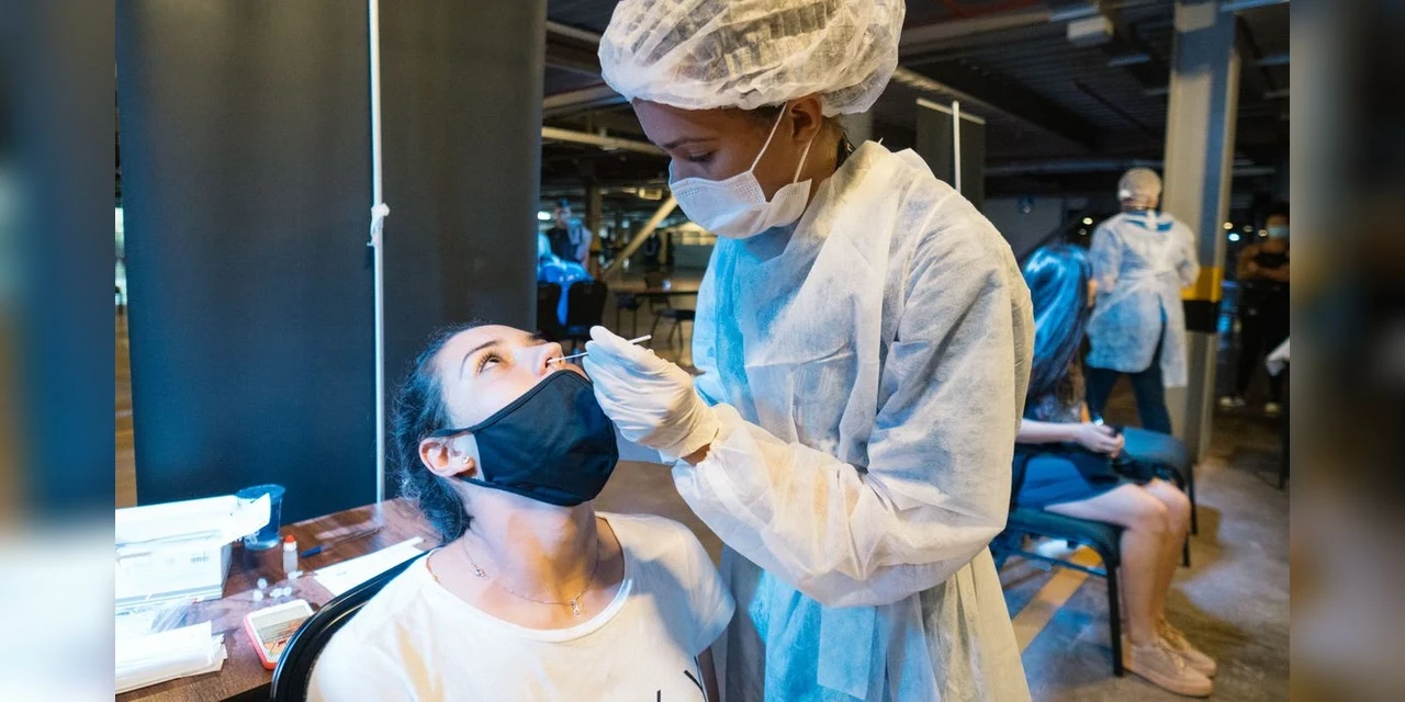 Estados voltam a adotar medidas restritivas com aumento de casos de Covid-19; saiba quais são