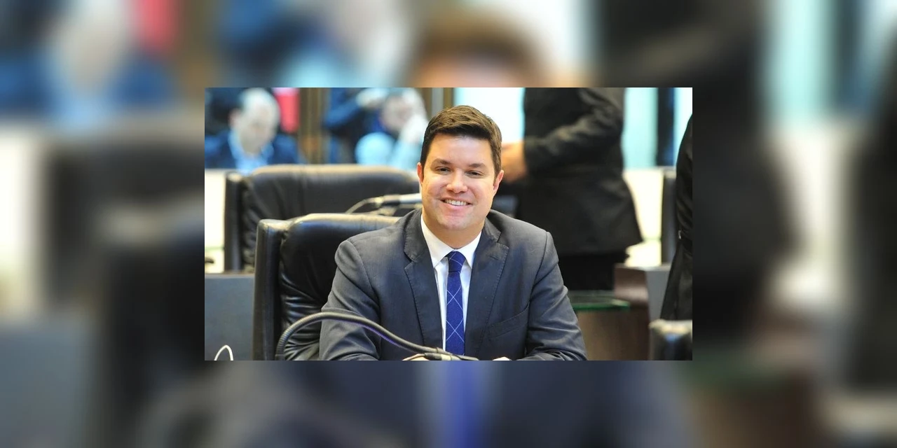 Guto Silva se despede da Casa Civil e anuncia pré-candidatura ao Senado Federal