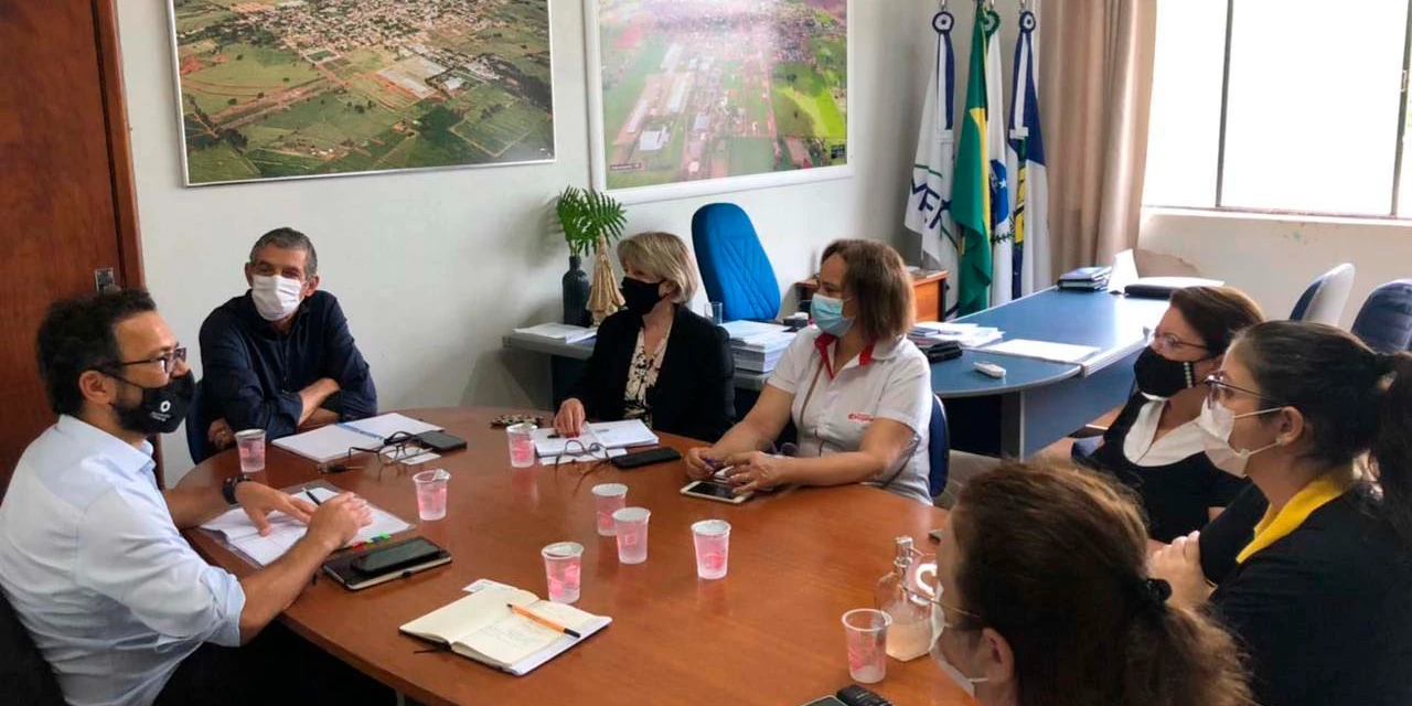 Fomento Paraná faz 1ª rodada do ano a prefeituras e lideranças no Norte e Campos Gerais