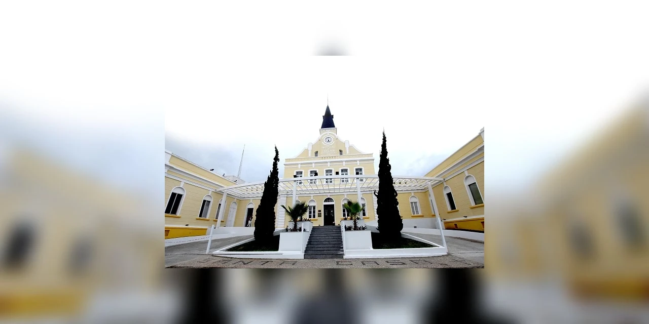 Santa Casa promove ação Drive Thru para coleta de exames da Covid-19 em Ponta Grossa