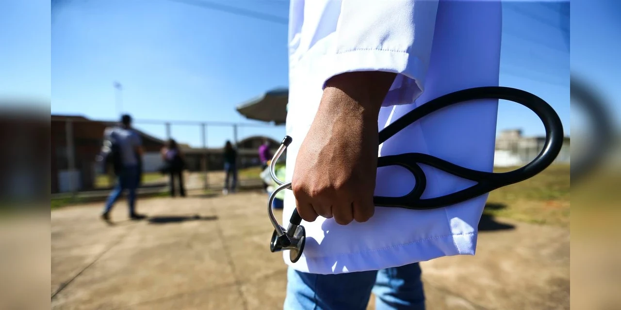 Programa Médicos pelo Brasil encerra inscrições neste domingo (6)