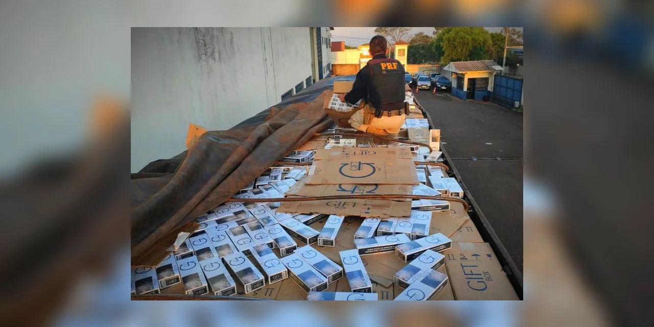 PRF apreende mais de R$ 1,6 milhão em cigarros no Paraná