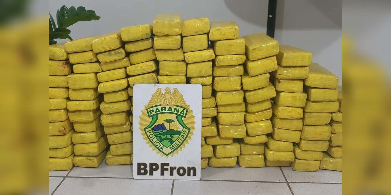 Carro 'recheado' com mais de 100 kg de maconha é apreendido no Paraná