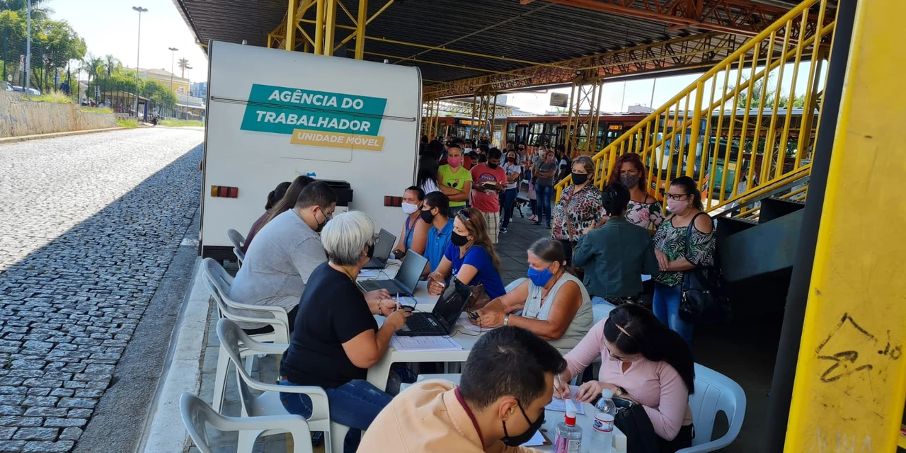 Agência do Trabalhador Móvel estará no Terminal Central nesta quinta (24)