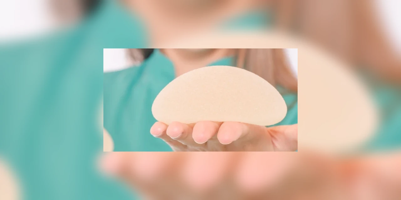 Mulher trans ganha direito de colocar prótese de silicone pelo SUS