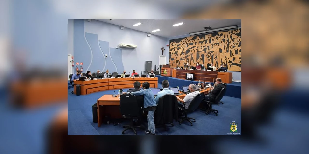 Vereadores aprovam reajuste de salário de servidores da Câmara de PG