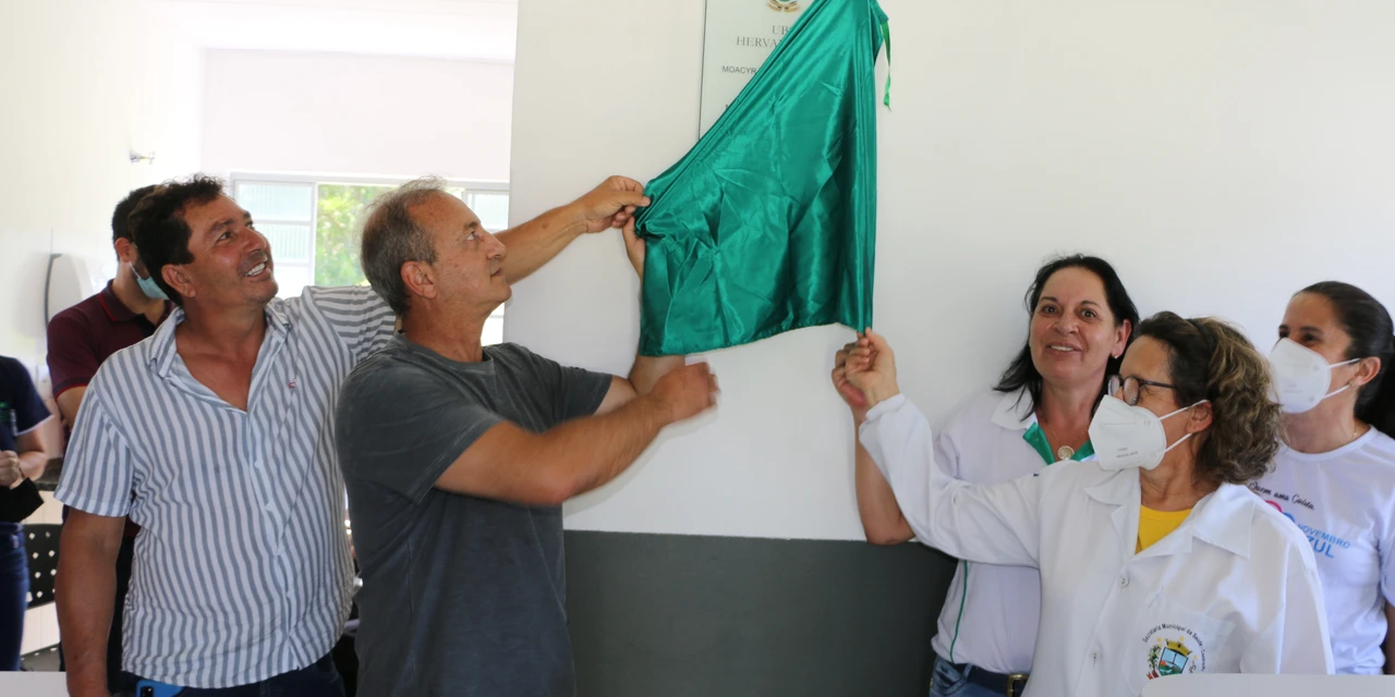 Prefeitura de Castro entrega revitalização da UBS do Hervalzinho
