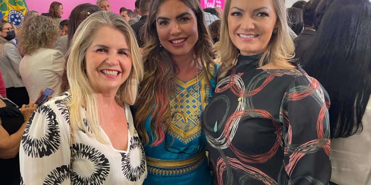 Deputada Aline Sleutjes participa de evento alusivo ao dia internacional da mulher no Palácio do Planalto