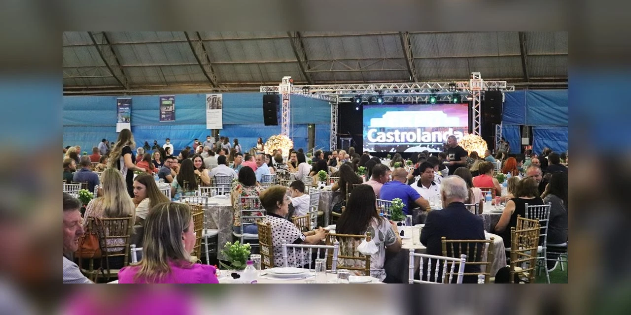 Abertura da ExpoCastrolanda reúne produtores na Cidade do Leite