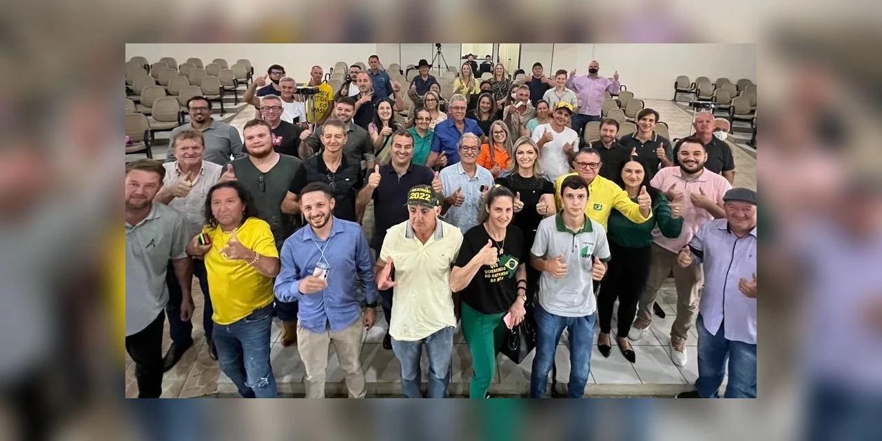 Deputada Federal Aline Sleutjes visita Expobel, em Francisco Beltrão