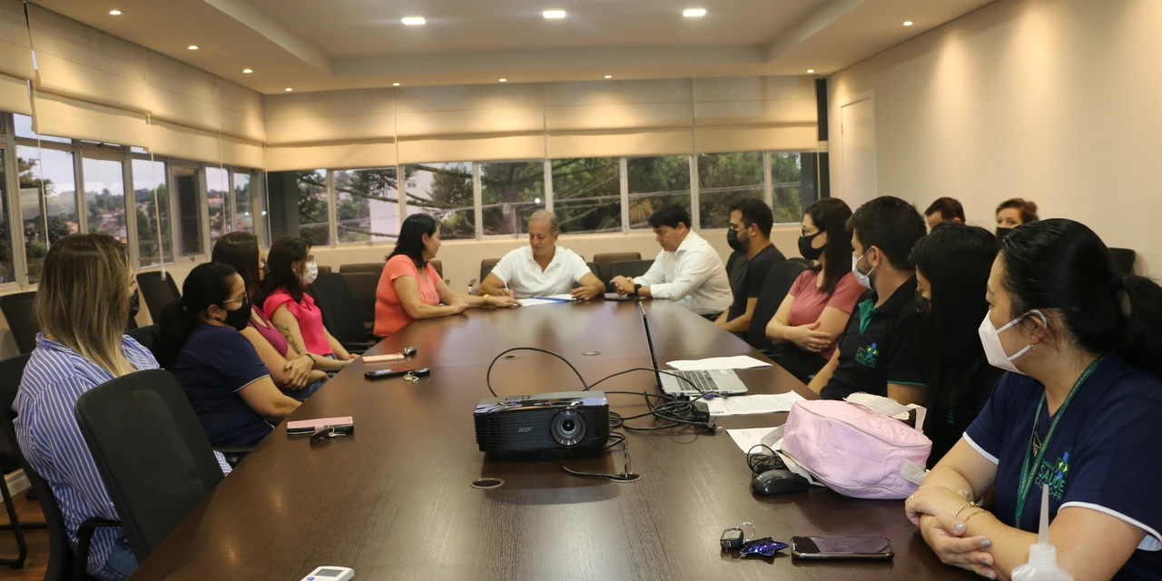 Prefeitura de Castro regulamenta carreira de especialistas em saúde pública