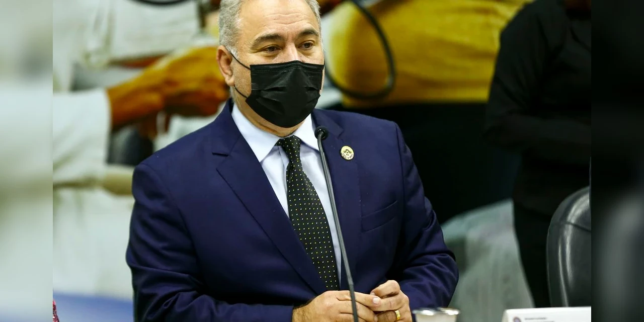 Ministro da Saúde pede ao Senado para rebaixar Covid-19 à situação de endemia