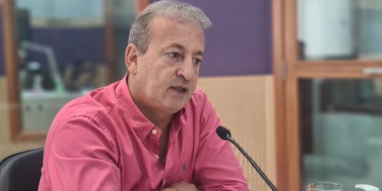 "Estamos tentando fazer algo a mais para Castro e região", destaca Moacyr Fadel sobre pré-candidatura a deputado estadual