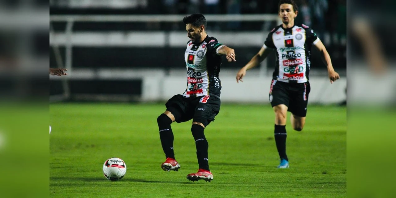 Operário encara o Maringá pelas semifinais do Paranaense na quinta-feira (24)